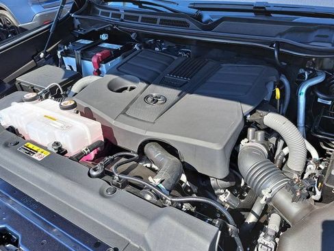 New 2026 Toyota Tundra Limited AWD/4WD image 16