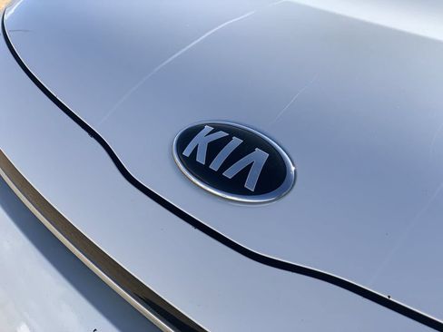 Used 2021 Kia Soul LX FWD image 29