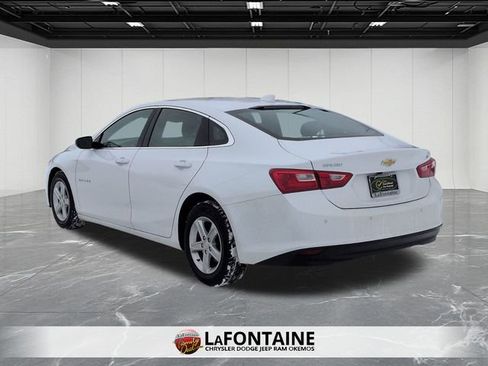 Used 2024 Chevrolet Malibu LT image 3