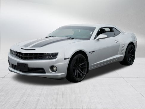 Used 2010 Chevrolet Camaro SS w/ RS Package image 3