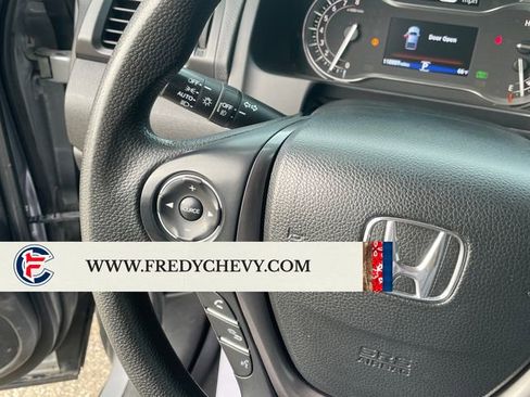 Used 2019 Honda Ridgeline Sport image 29