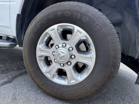 Used 2025 RAM 2500 Big Horn AWD/4WD image 14