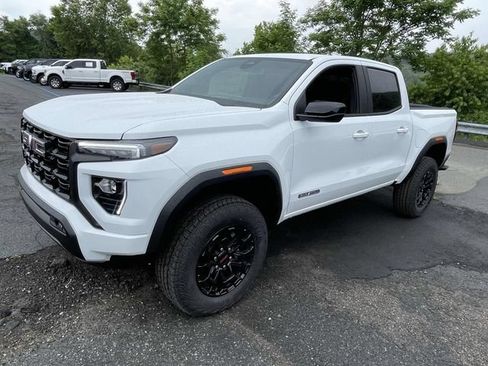 New 2026 GMC Canyon Elevation w/ Convenience Package RWD image 3