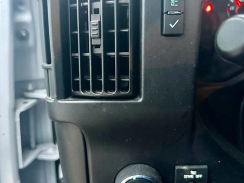 Used 2023 GMC Savana 2500 Extended w/ Driver Convenience Package image 24