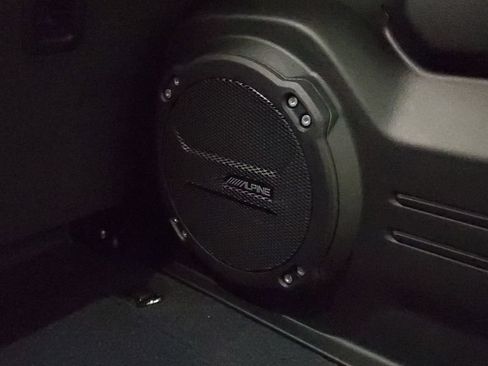 Used 2025 Jeep Wrangler Unlimited Sport AWD/4WD image 9