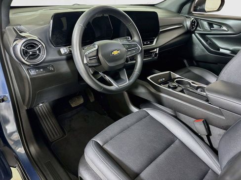 Certified 2026 Chevrolet Equinox LT w/ Convenience Package II FWD image 7