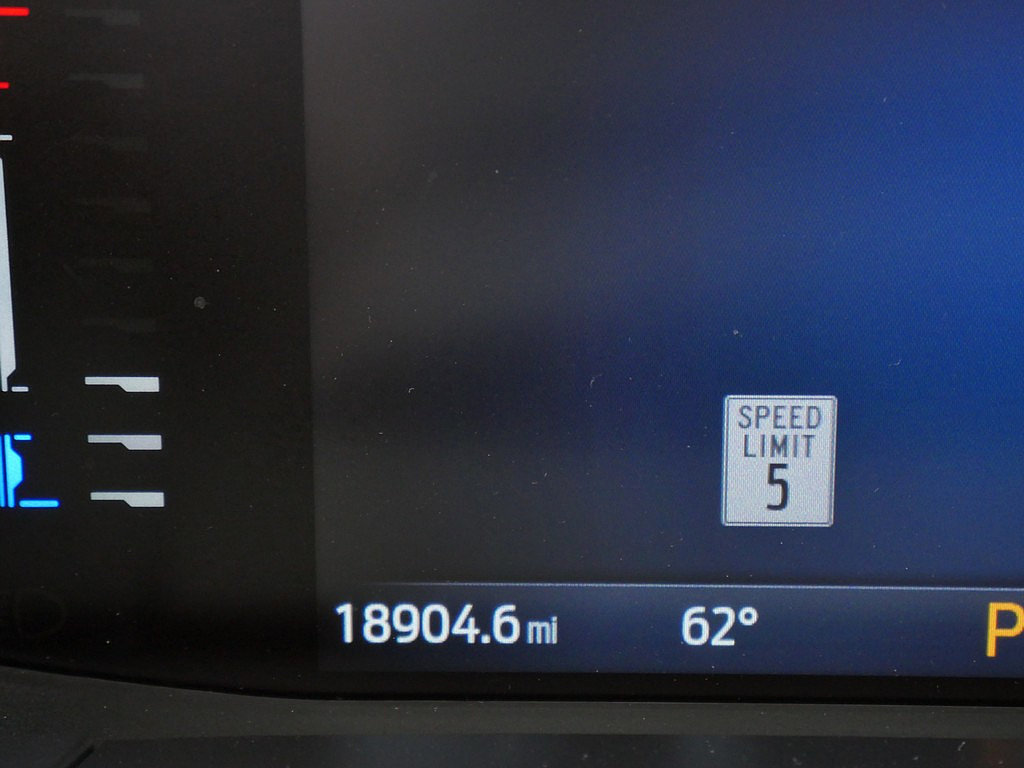 Used 2024 Ford Escape ST-Line w/ Tech Pack #1 AWD/4WD image 29