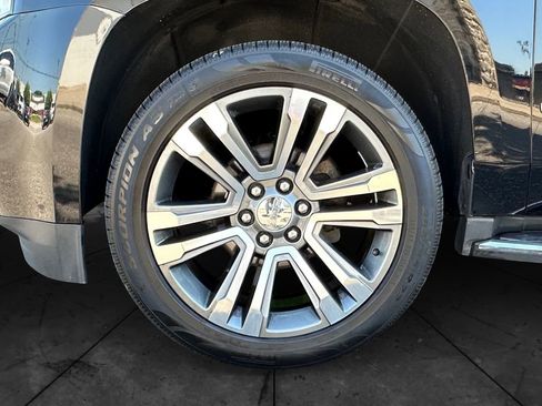 Used 2020 GMC Yukon XL Denali w/ Open Road Package AWD/4WD image 14