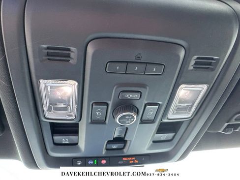 Used 2024 Chevrolet Tahoe Premier AWD/4WD image 14