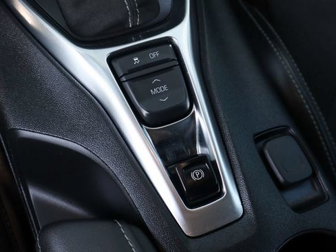Used 2021 Chevrolet Camaro SS RWD image 34