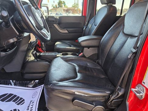 Used 2017 Jeep Wrangler Unlimited Sport w/ Quick Order Package 24S AWD/4WD image 14