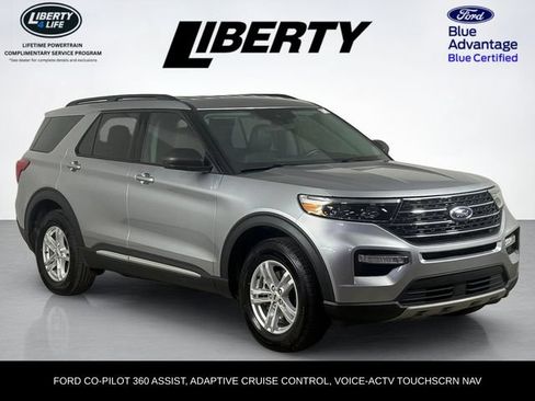 Certified 2022 Ford Explorer XLT w/ Equipment Group 202A AWD/4WD image 1