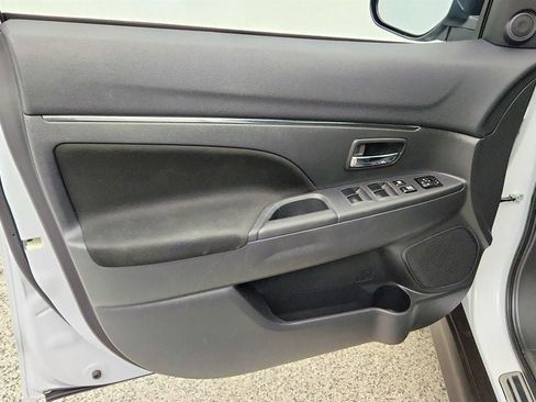 Used 2024 Mitsubishi Outlander Sport ES AWD/4WD image 10