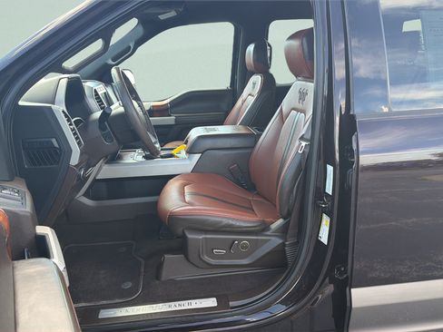 Used 2020 Ford F150 King Ranch w/ Equipment Group 601A Luxury AWD/4WD image 4