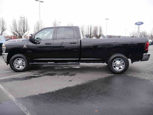 Used 2025 RAM 3500 Tradesman AWD/4WD image 20