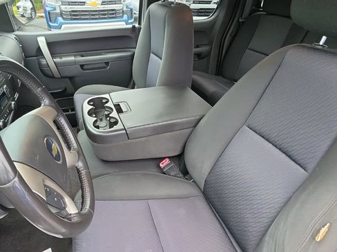 Used 2011 Chevrolet Silverado 1500 LT w/ All-Star Edition AWD/4WD image 22