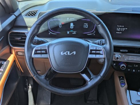 Used 2025 Kia Telluride EX X-Line image 22