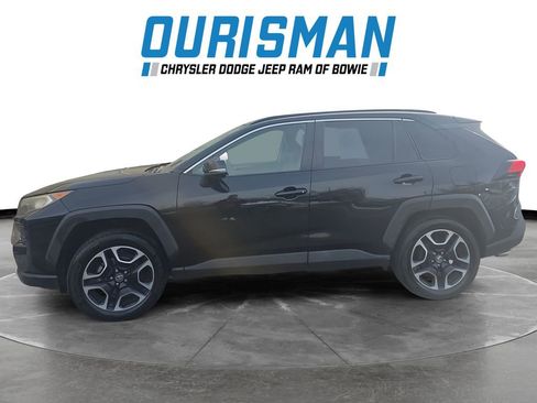 Used 2019 Toyota RAV4 Adventure image 3