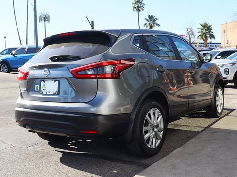 Used 2021 Nissan Rogue Sport S image 13