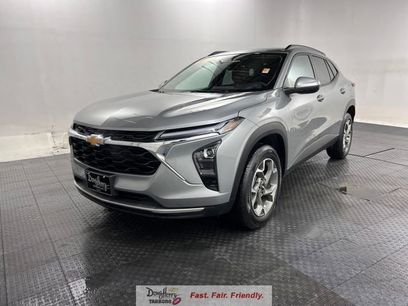 Used 2025 Chevrolet Trax LT