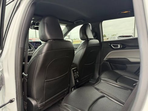 Used 2024 Jeep Compass Limited AWD/4WD image 25