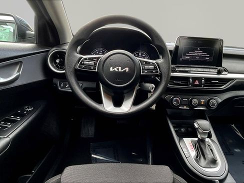 Certified 2023 Kia Forte LXS w/ LXS Technology Package image 8