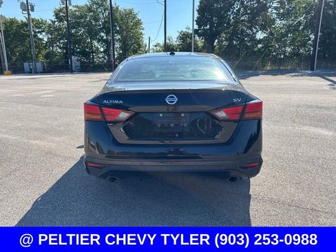 Used 2019 Nissan Altima 2.5 SV FWD image 6