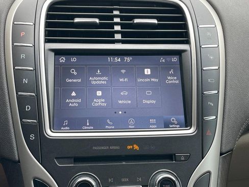 Used 2020 Lincoln Nautilus Reserve w/ Equipment Group 201A image 51