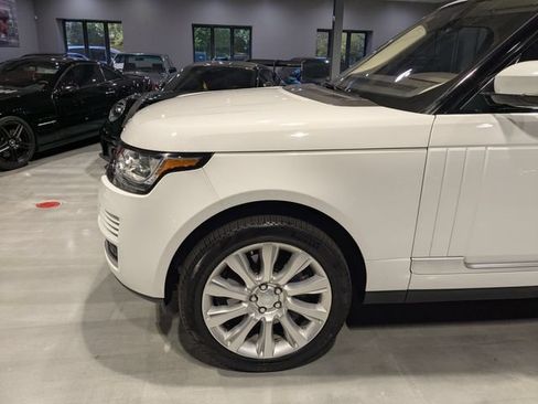 Used 2016 Land Rover Range Rover Supercharged AWD/4WD image 4
