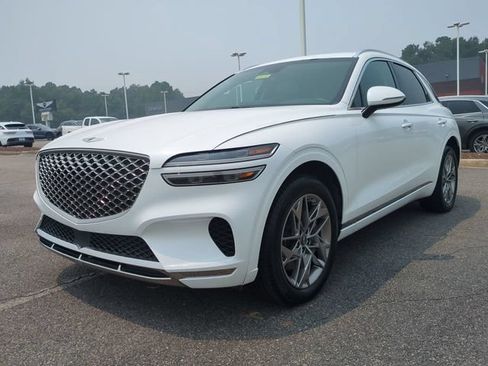 Used 2025 Genesis GV70 2.5T AWD/4WD image 8