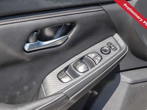 Used 2025 Nissan Sentra SV w/ Trunk Package FWD image 16