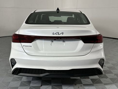 Used 2023 Kia Forte LXS FWD image 7