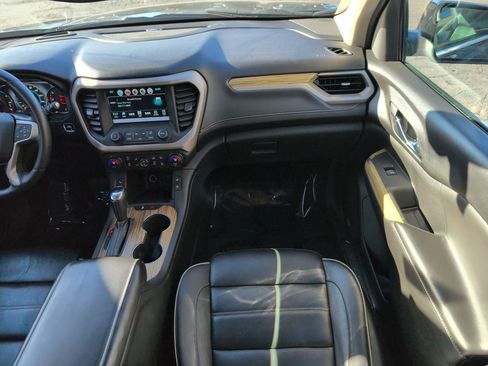 Used 2017 GMC Acadia Denali w/ Technology Package image 30