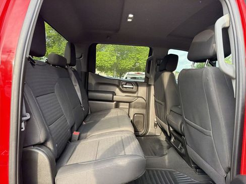 Used 2022 Chevrolet Silverado 1500 Custom AWD/4WD image 21
