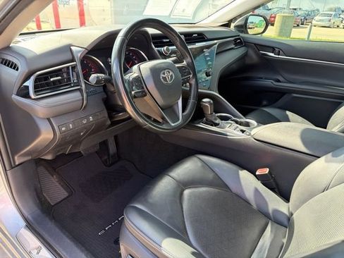 Used 2020 Toyota Camry XSE FWD image 14