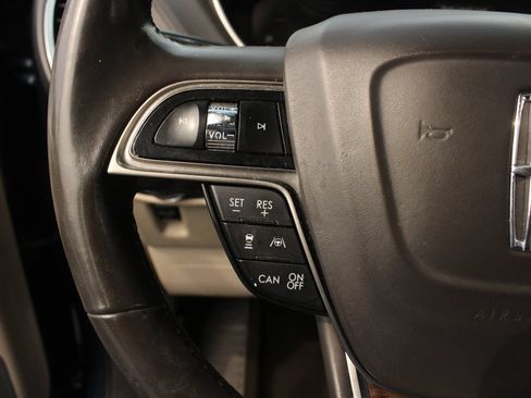 Used 2019 Lincoln Nautilus Reserve w/ Ultimate Package AWD/4WD image 28