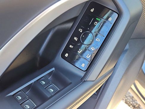 Certified 2025 Audi Q5 Premium w/ Convenience Package image 29