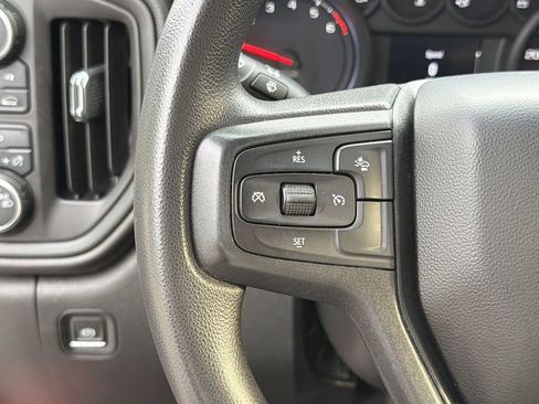 Used 2022 Chevrolet Silverado 1500 Custom AWD/4WD image 30