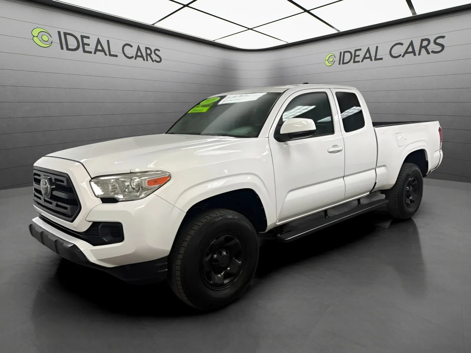 Used 2019 Toyota Tacoma SR RWD image 1