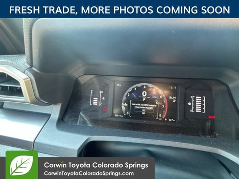 Used 2025 Toyota 4Runner SR5 AWD/4WD image 12