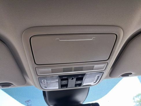 Used 2026 Honda Odyssey Touring image 17