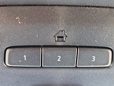 Used 2023 GMC Yukon Denali Ultimate image 22