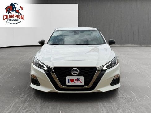 Used 2022 Nissan Altima 2.5 SR FWD image 8