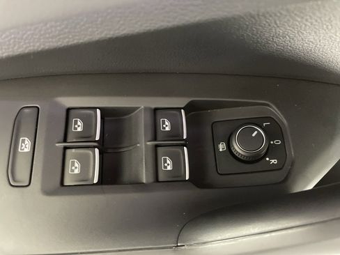 New 2026 Volkswagen Jetta SEL image 17