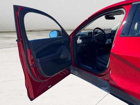 Used 2021 Ford Mustang Mach-E Premium image 10