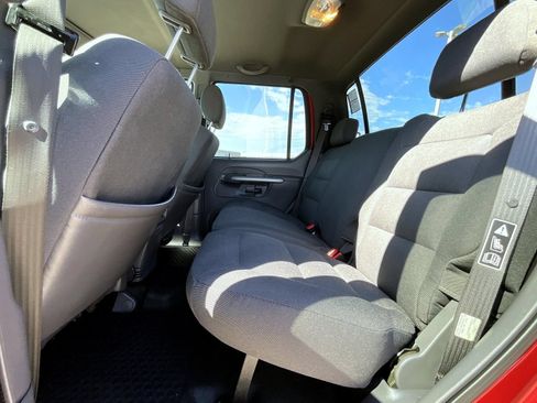 Used 2002 Ford Explorer Sport Trac 4x4 image 21