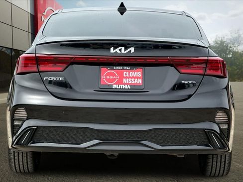 Used 2023 Kia Forte GT-Line w/ GT-Line Premium Package FWD image 8