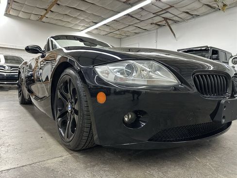 Used 2005 BMW Z4 3.0i RWD image 35