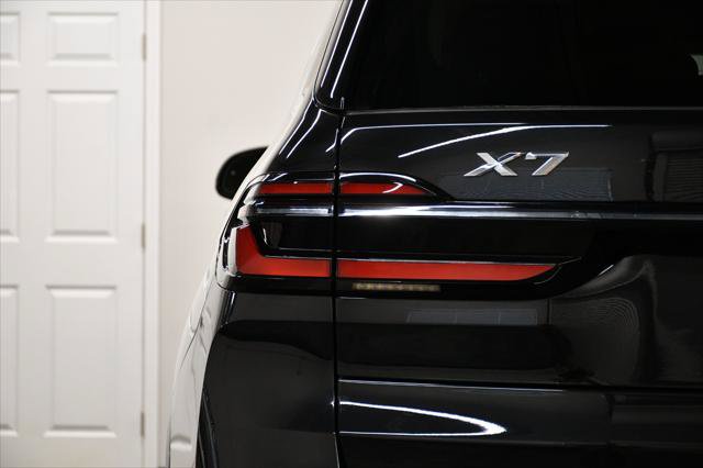 Used 2026 BMW X7 xDrive40i AWD/4WD image 8