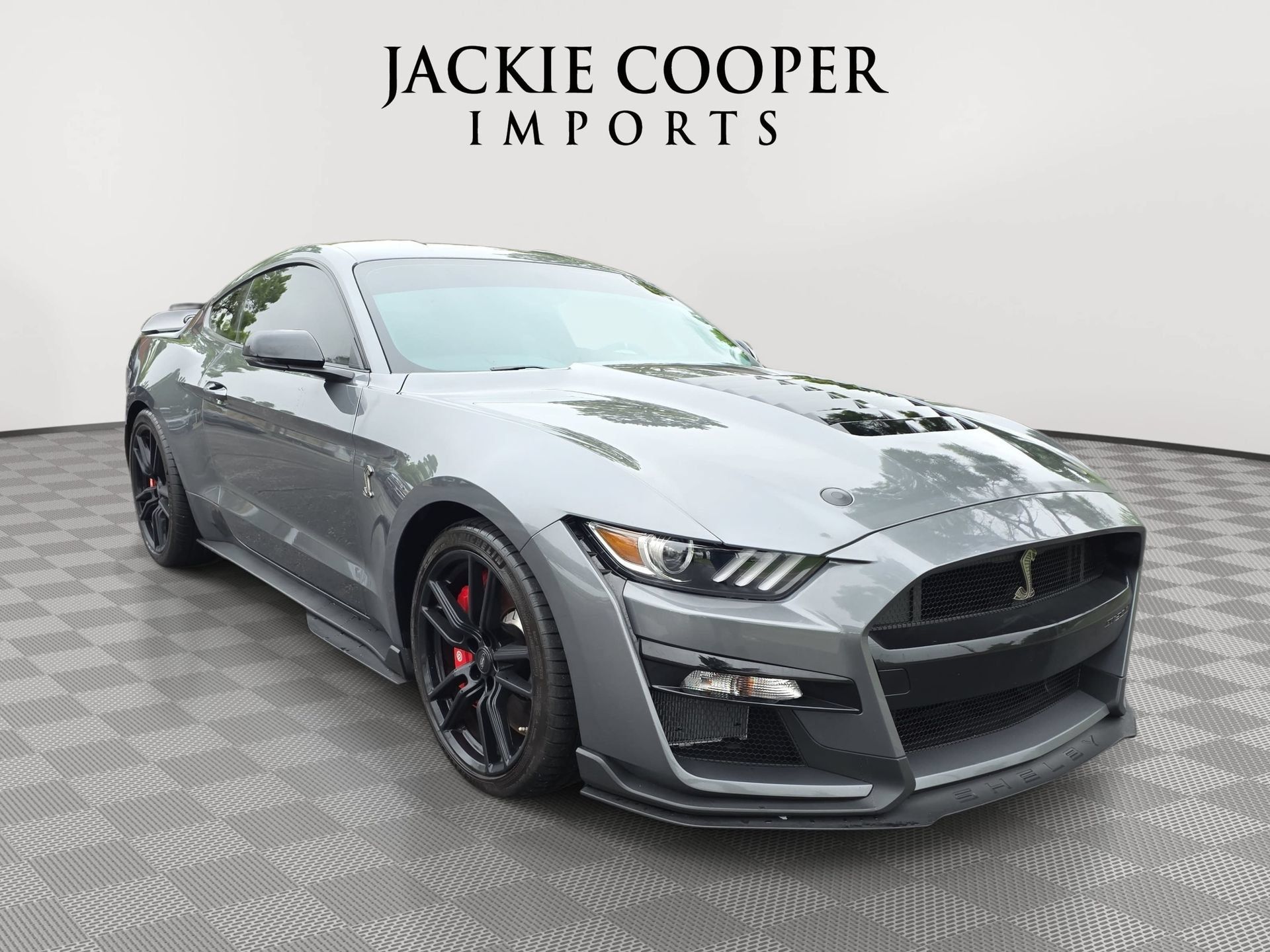 Used 2022 Ford Mustang Shelby GT500 w/ Technology Package RWD image 3